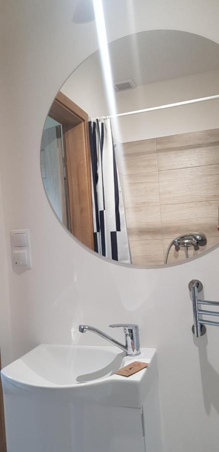 White Room Wroclaw Przy Wyspie Opatowickiej Exteriör bild